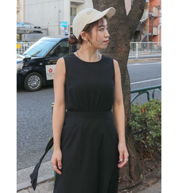 Ungrid「バックデザインノースリワンピース」|ワンピース|