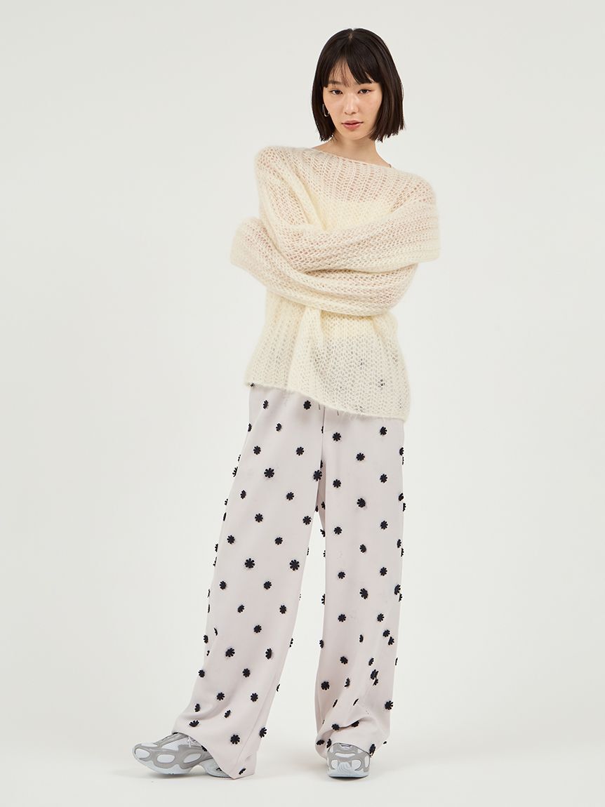 emmi atelier「フラワーエンブロイダリーウエストゴムパンツ」|チノ|