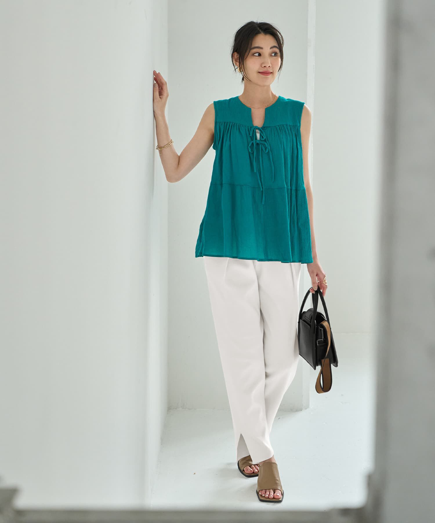 STYLE DELI「【LUXE】コットン楊柳ノースリブラウス」|シャツ・ブラウス|ターコイズ