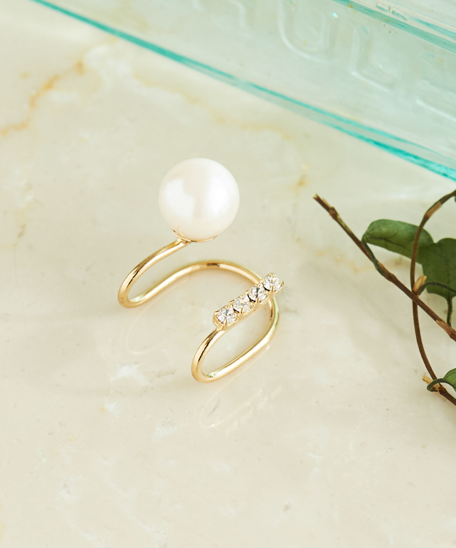 Phoebe「トゥーラインパールビジューイヤーカフ」|イヤリング|