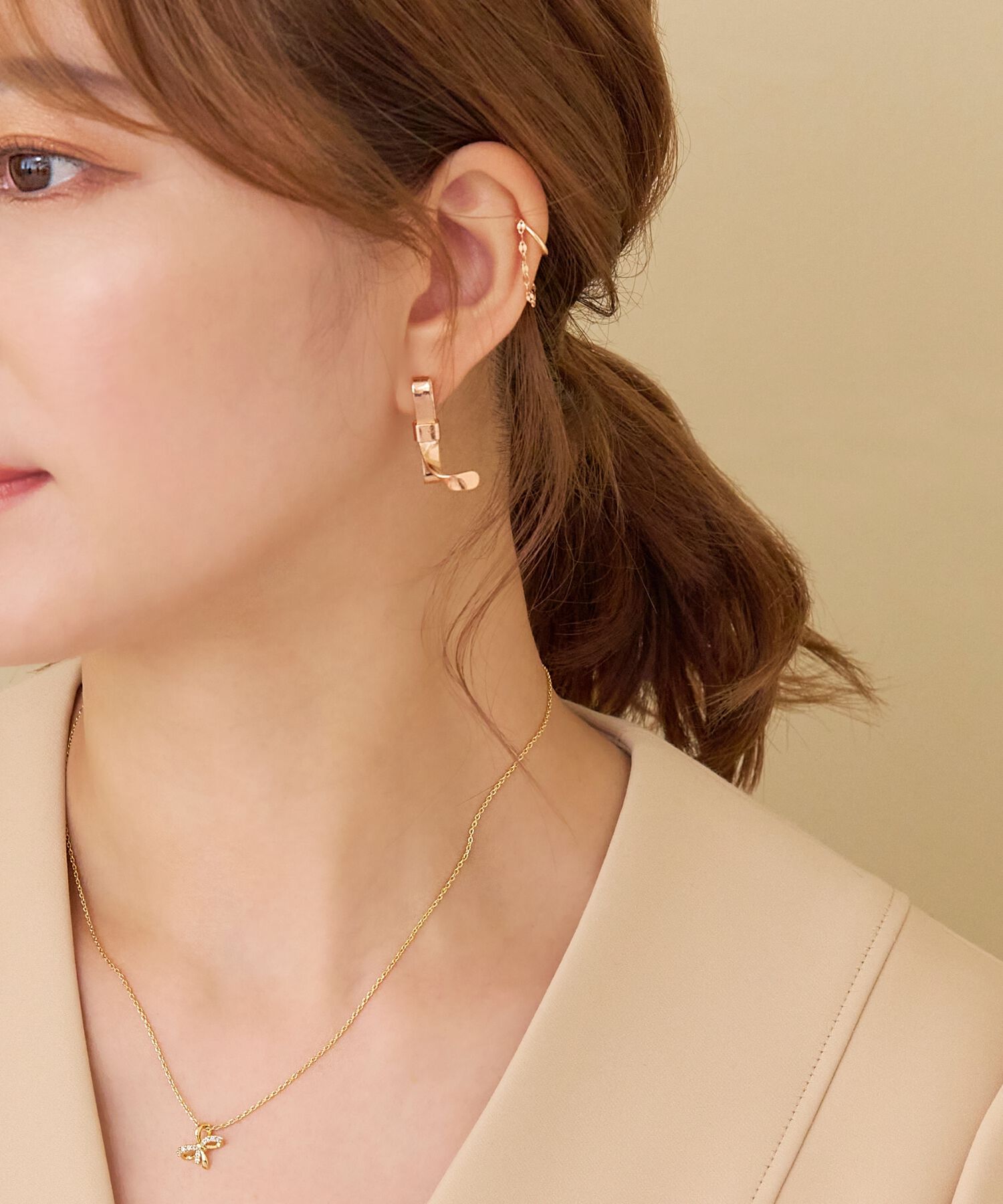 Phoebe「ニュアンスリボンピアス　ローズゴールド」|ピアス|