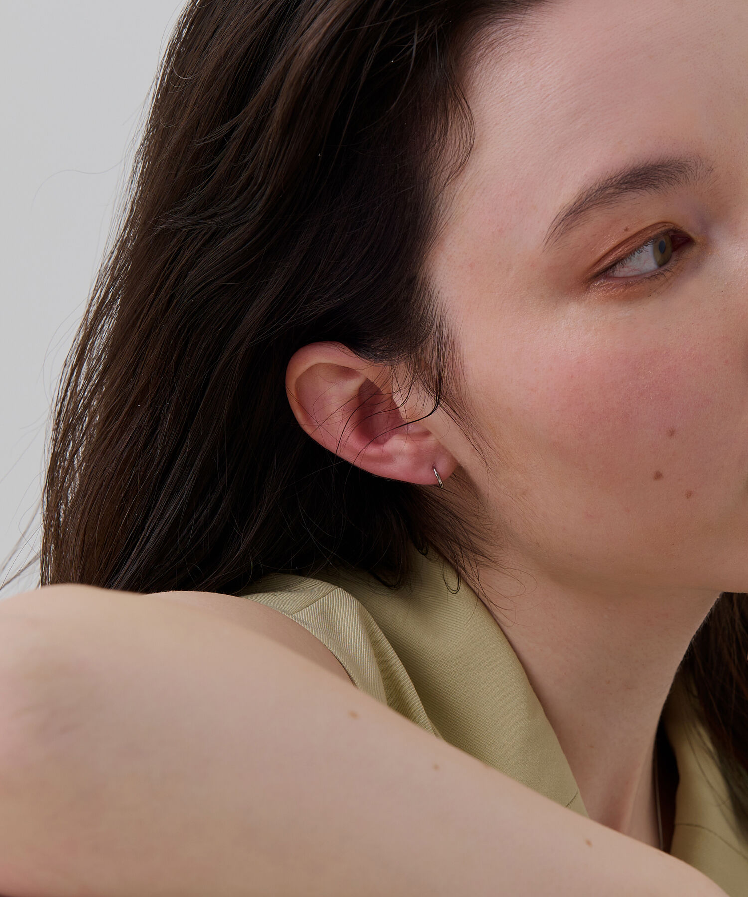 Phoebe「【シリーズ累計販売10000点突破！】金属アレルギー対応 ミニフープピアス　シルバー/サージカルステンレス」|ピアス|