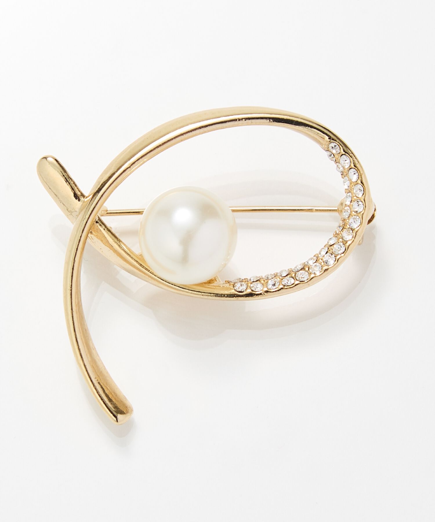 Phoebe「クロスカーブパールビジューブローチ　ゴールド」|ブローチ・コサージュ|