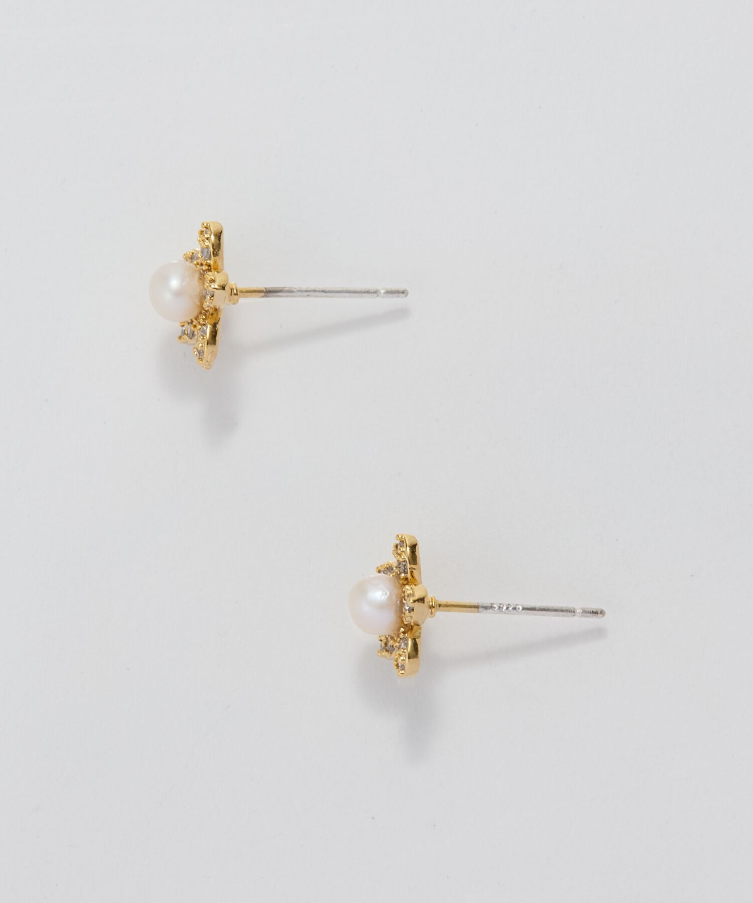 Phoebe「ブロッサムパールビジューピアス」|ピアス|