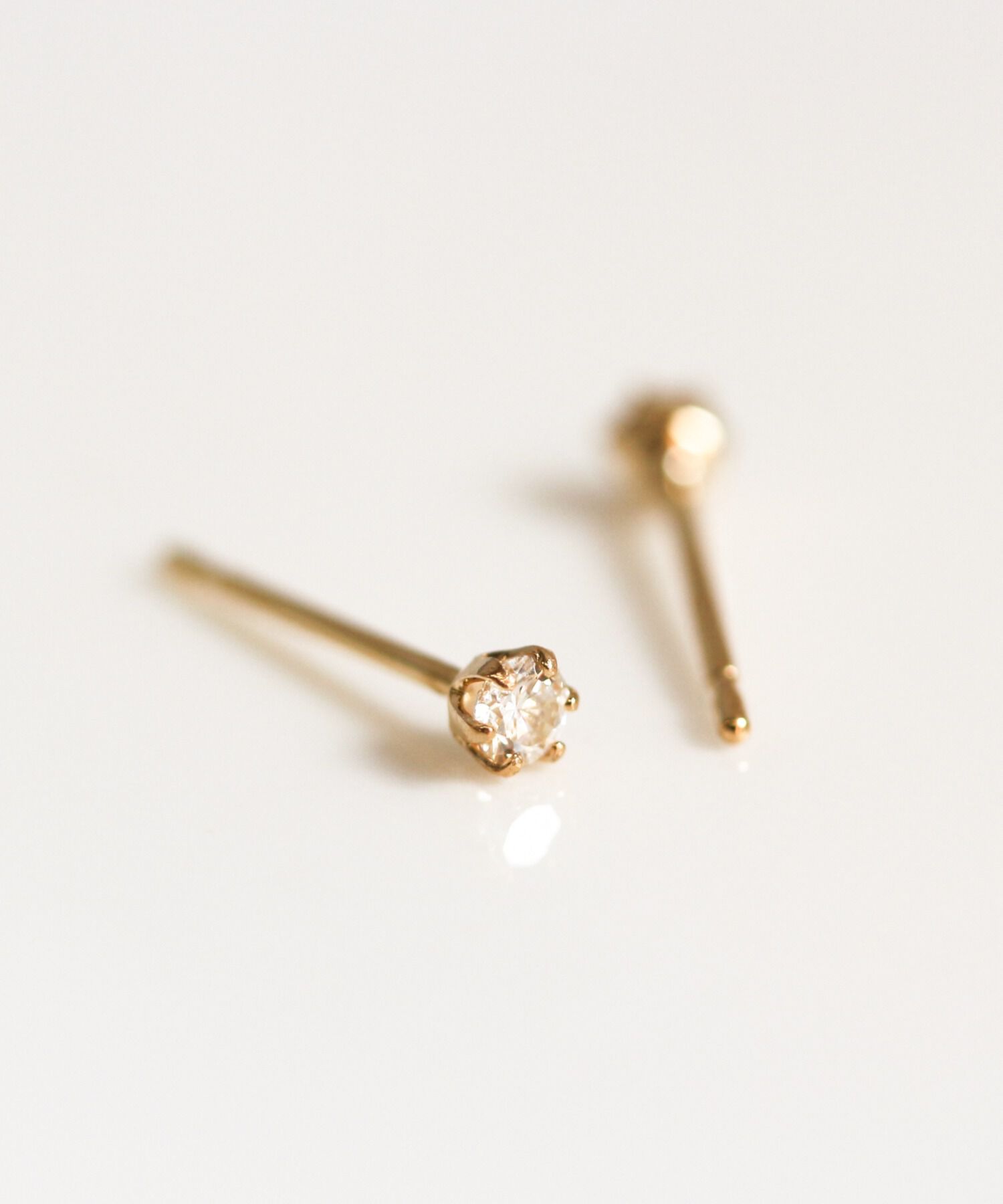  「一石 ダイヤモンド 0.1ct ピアス| K18」|ピアス|