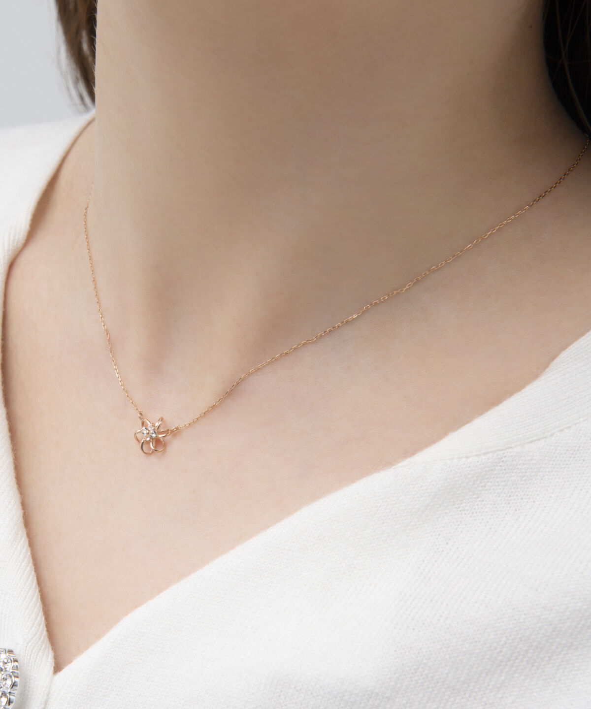 Samantha Tiara「K10 PG ストーンフラワーネックレス(小)」|ネックレス|