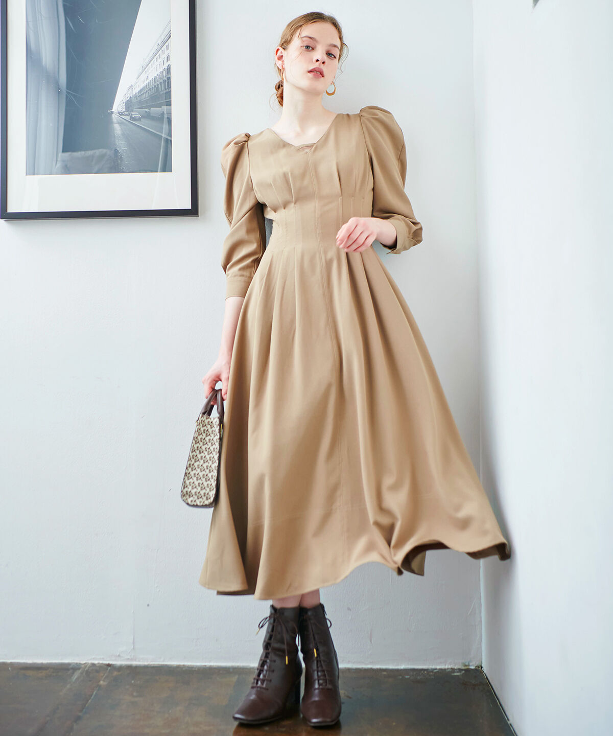 アンドクチュール「ウエストタックバックシャン長袖ワンピース」|ワンピース|