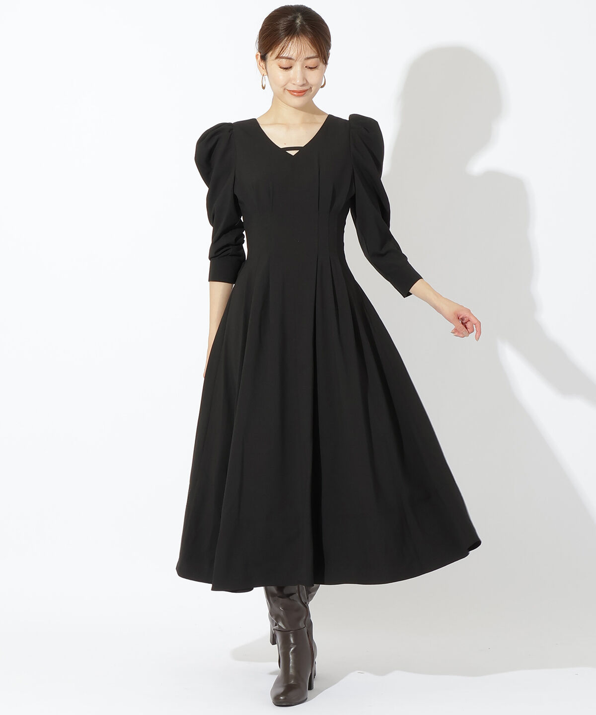 アンドクチュール「ウエストタックバックシャン長袖ワンピース」|ワンピース|