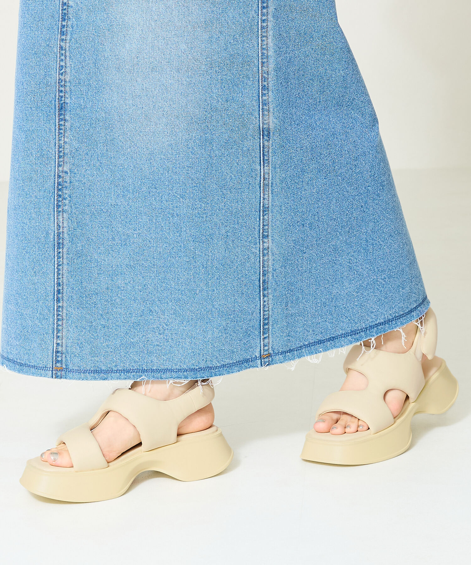 ORiental TRaffic「【定番】パデットベルトフレアソールサンダル/41235 サンダル」|サンダル|YELLOW