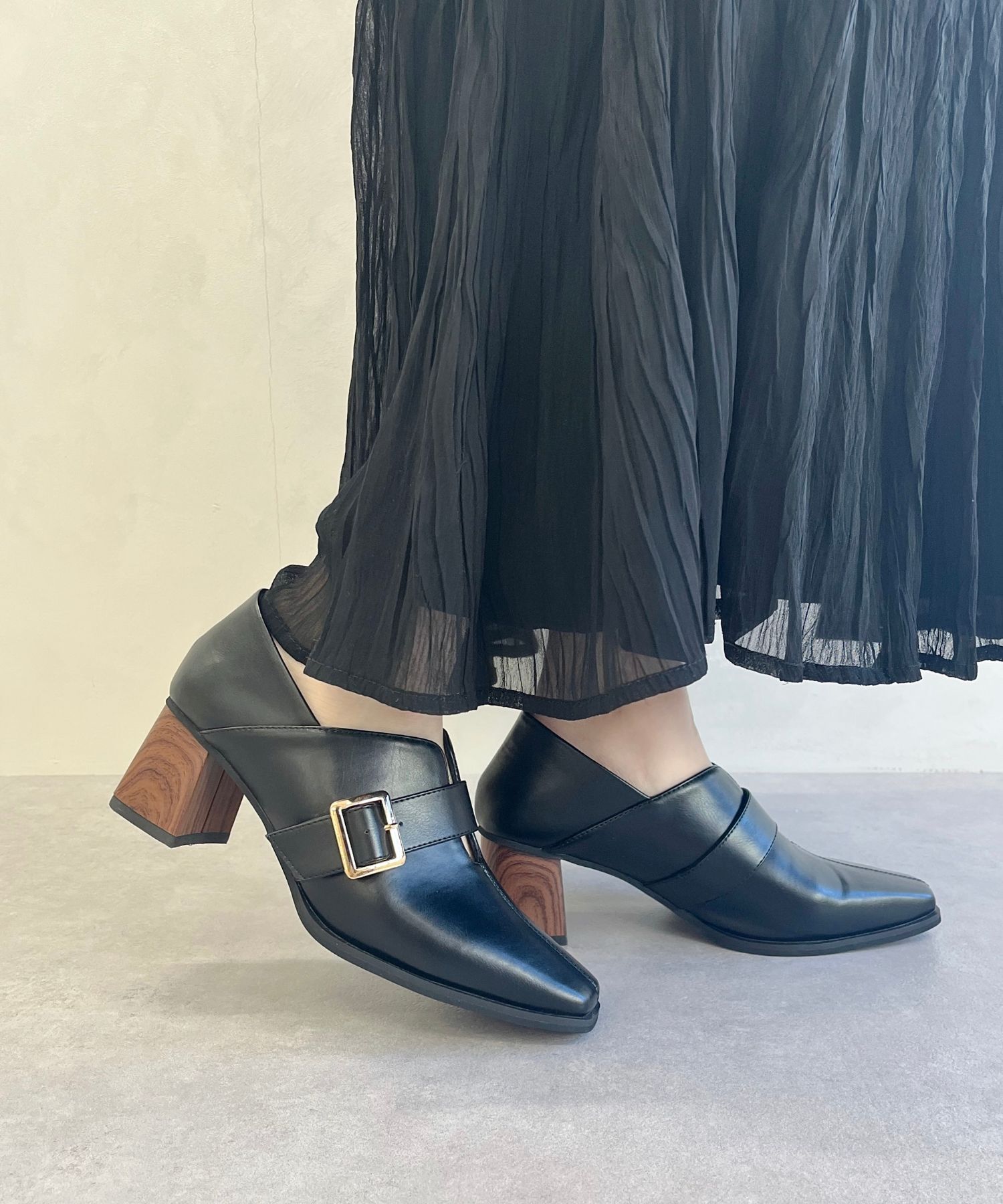 ORiental TRaffic「●2025春夏新作●ウッドヒールベルトパンプス/51103 パンプス トレンド 人気 売れてる」|パンプス|