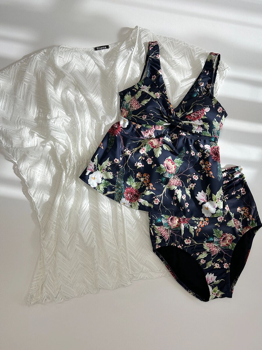 Riberce「【大人水着】ボタニカルVネックキャミソールビキニ」|ビキニ|