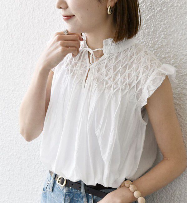 SHIPS any「SHIPS any:〈洗濯機可能〉ハンドスモッキング コットン フリル スタンドカラー ブラウス」|シャツ・ブラウス|