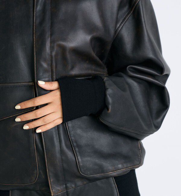 Edition「クラッシュレザー A-2ジャケット」|ダッフルコート|