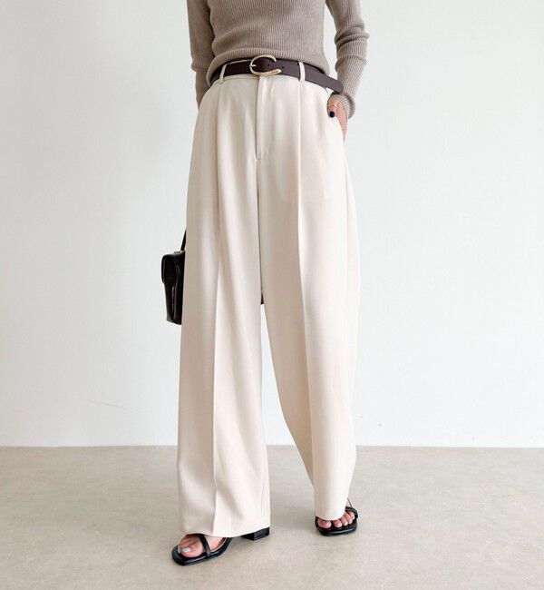 fredy emue「【人気商品の新型】とろみwarmタックスラックス」|スラックス|