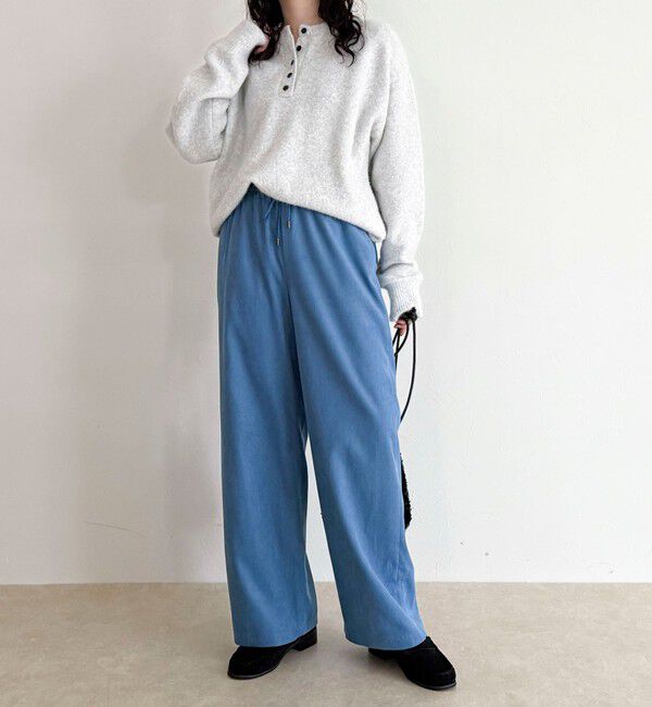 fredy emue「シルキーウォームセミワイドイージーパンツ」|チノ|