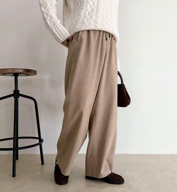 fredy emue「シルキーウォームセミワイドイージーパンツ」|チノ|