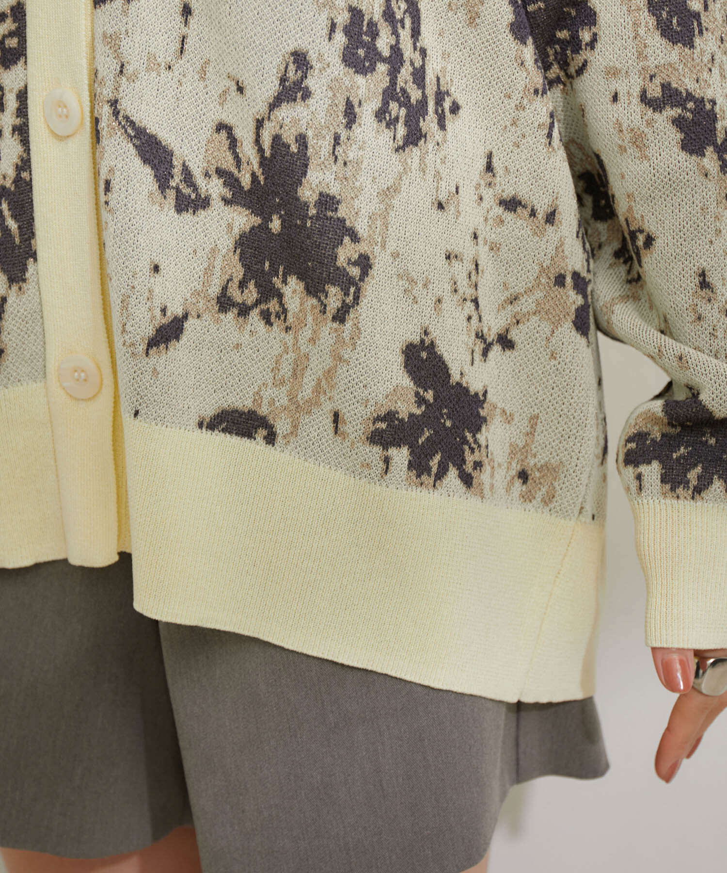 VIS「ラメジャガード花柄カーディガン」|カーディガン|