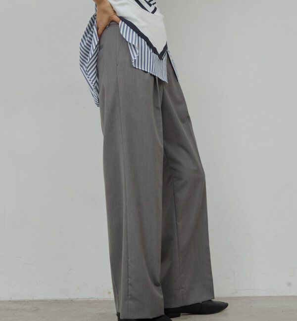  「【手洗い可】タックストレートパンツ」|チノ|