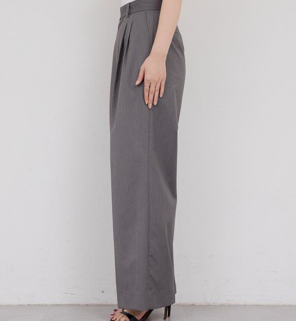  「【手洗い可】タックストレートパンツ」|チノ|