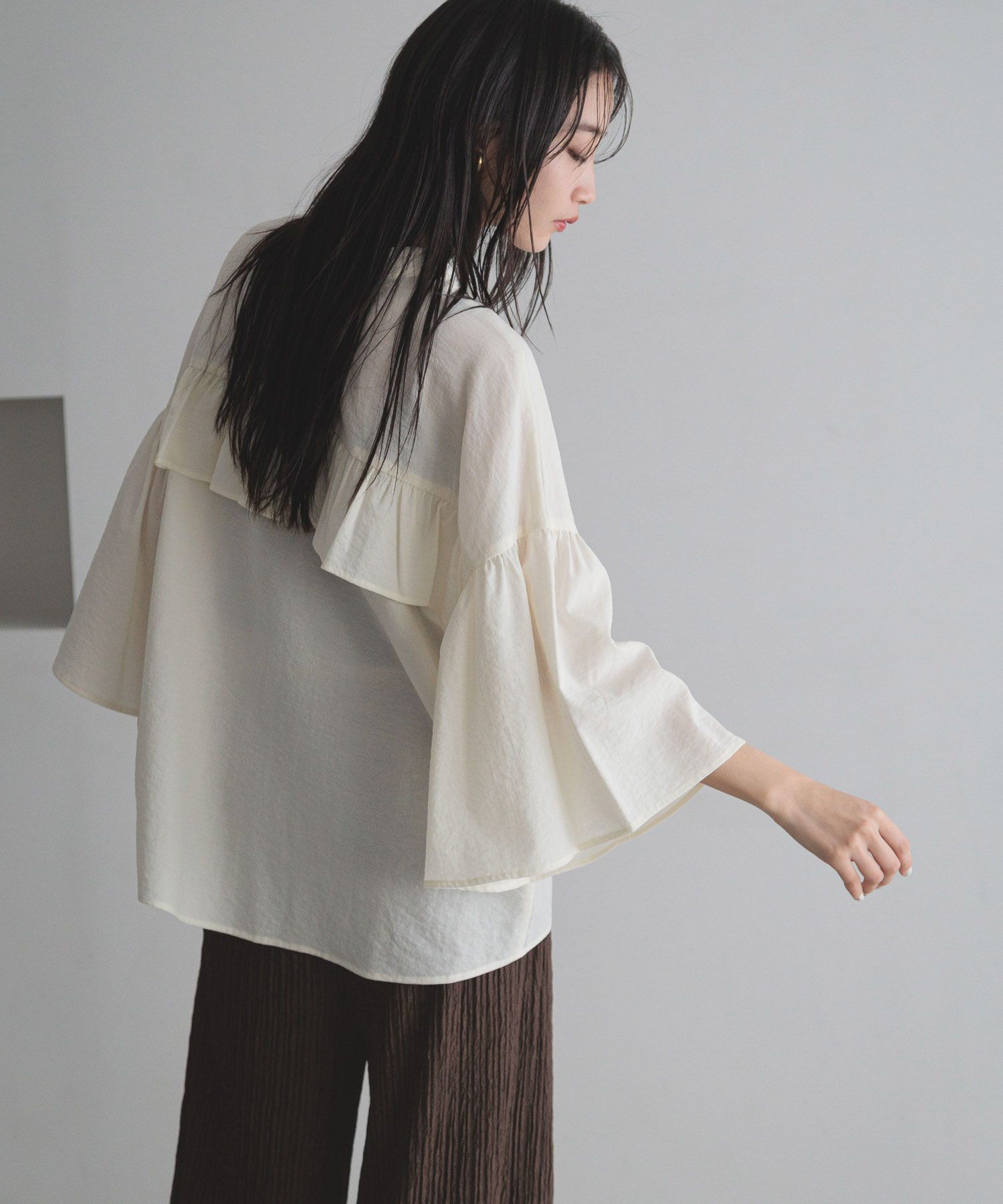 LOWRYS FARM「バンドフリル８分袖」|シャツ・ブラウス|