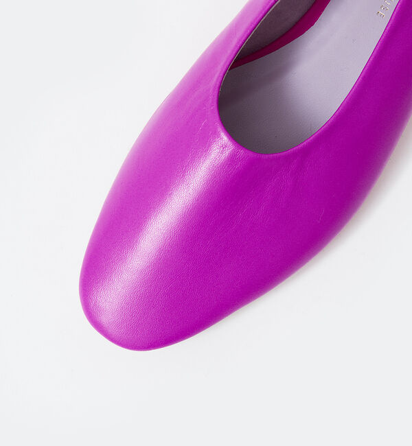 AU BANNISTER「ソフトレザーフラットパンプス」|パンプス|