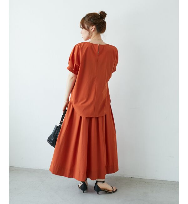  「《接触冷感》ナイロンストレッチスリーブタックブラウス」|シャツ・ブラウス|