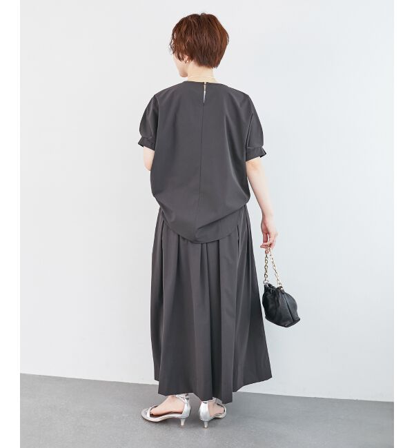  「《接触冷感》ナイロンストレッチスリーブタックブラウス」|シャツ・ブラウス|