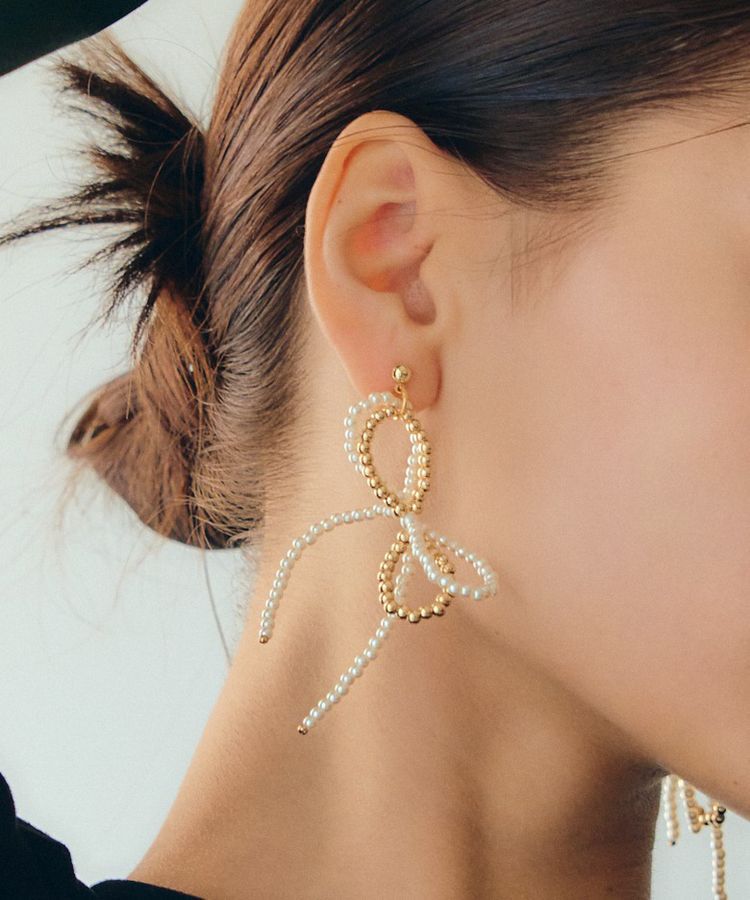 YECCA VECCA「メタルビーズリボンピアス」|ピアス|