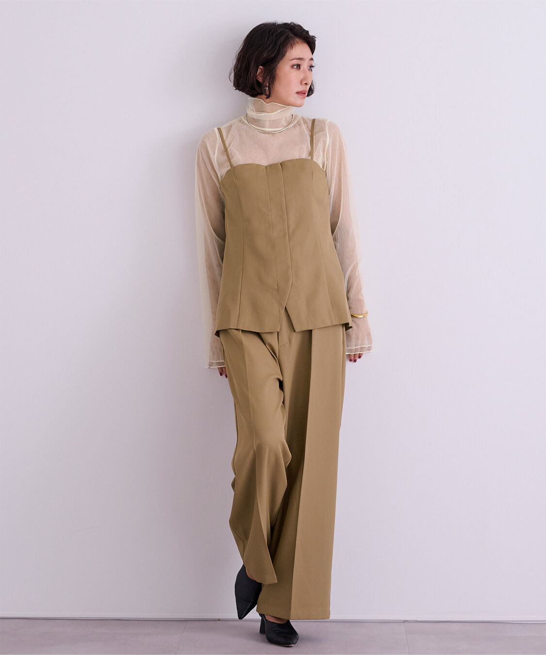 ur's「ウエストシェイプキャミソールビスチェ」|キャミソール|