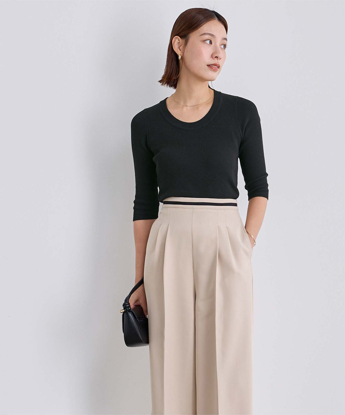 ur's「Uネックリブニット」|ニット・セーター|ブラック