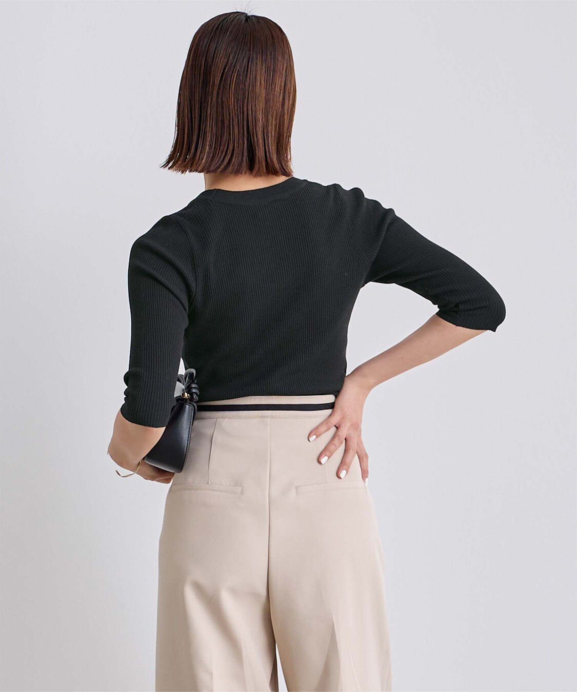 ur's「Uネックリブニット」|ニット・セーター|