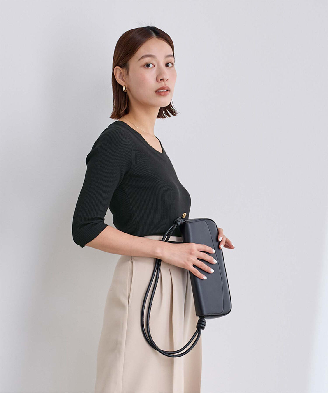 ur's「Uネックリブニット」|ニット・セーター|