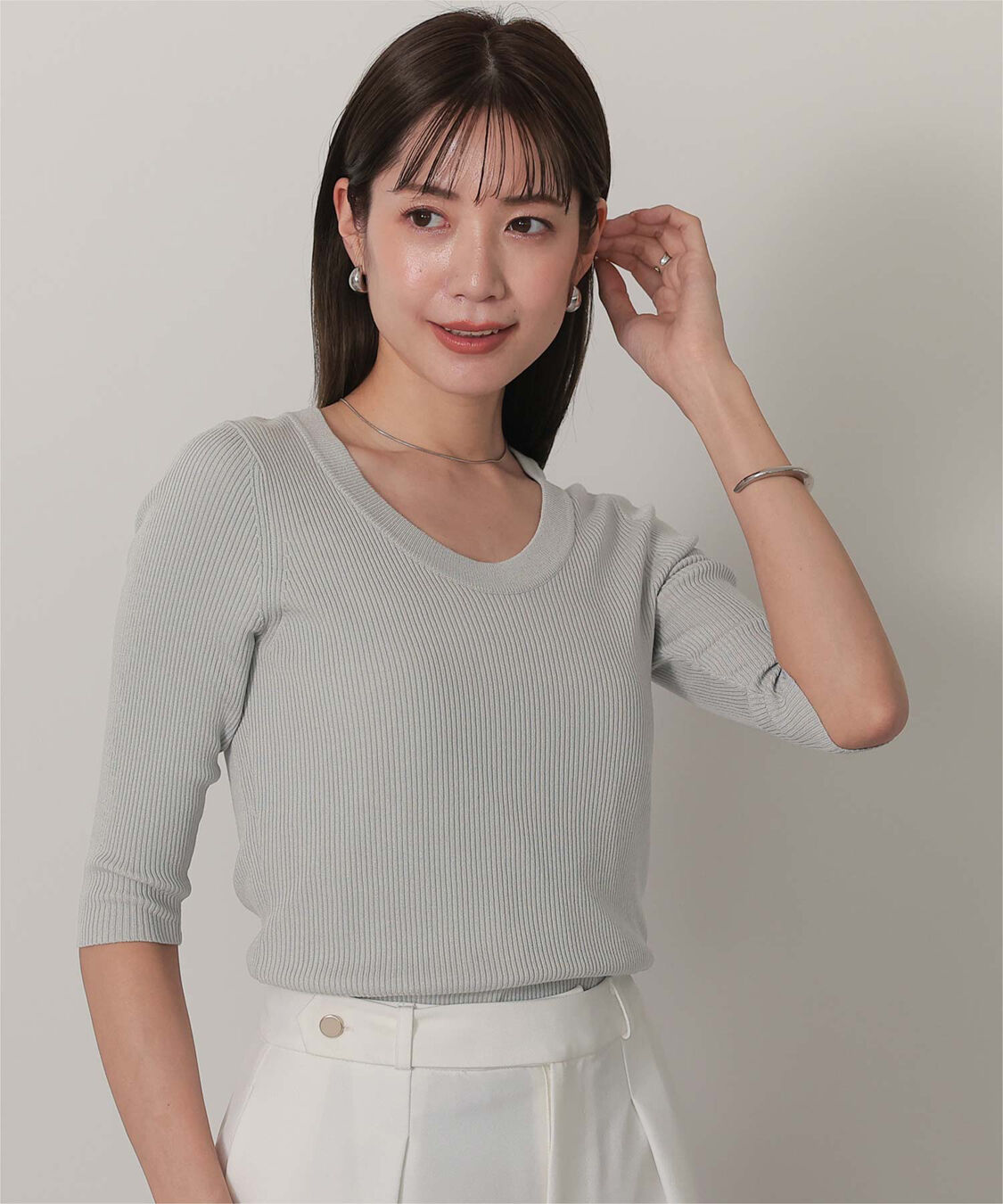 ur's「Uネックリブニット」|ニット・セーター|グレー