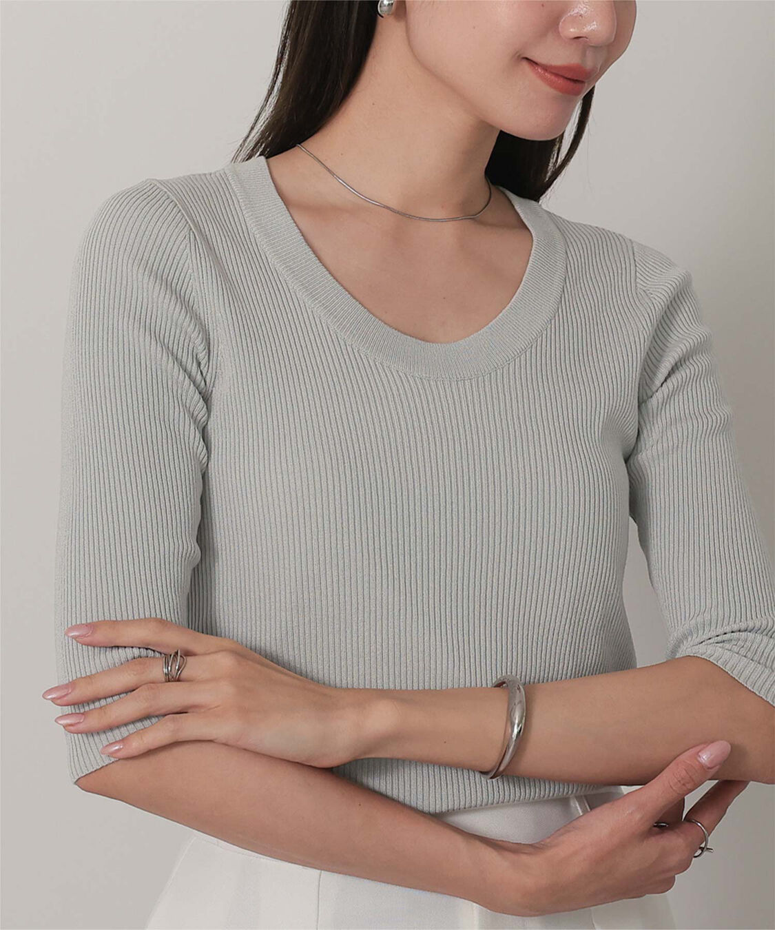 ur's「Uネックリブニット」|ニット・セーター|