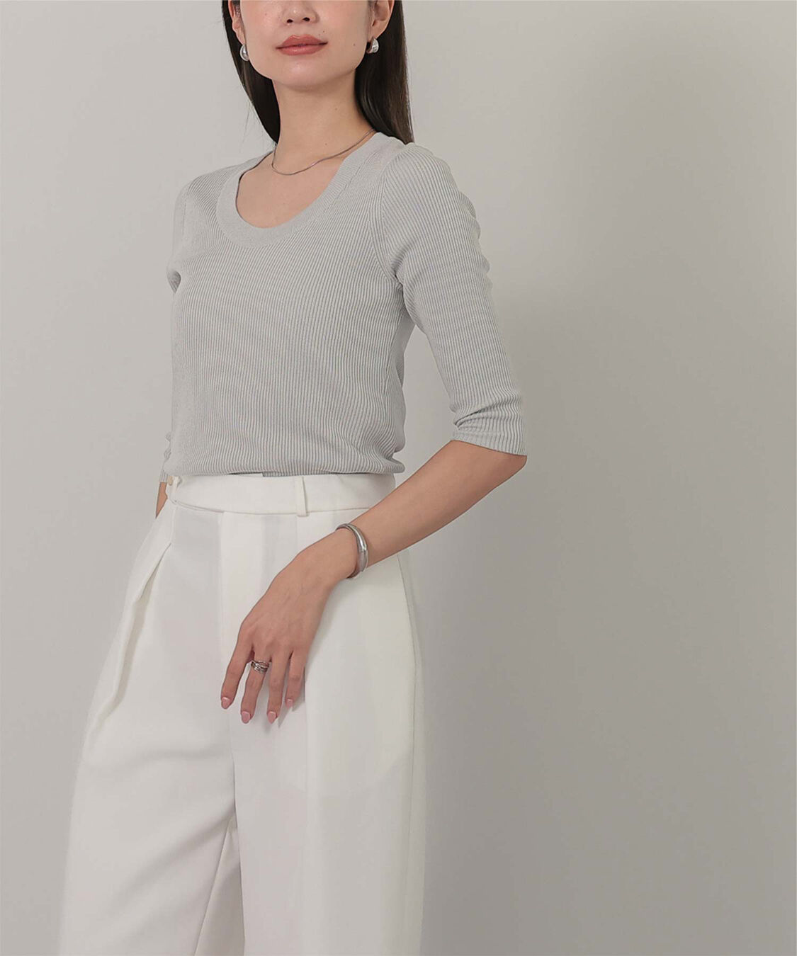 ur's「Uネックリブニット」|ニット・セーター|