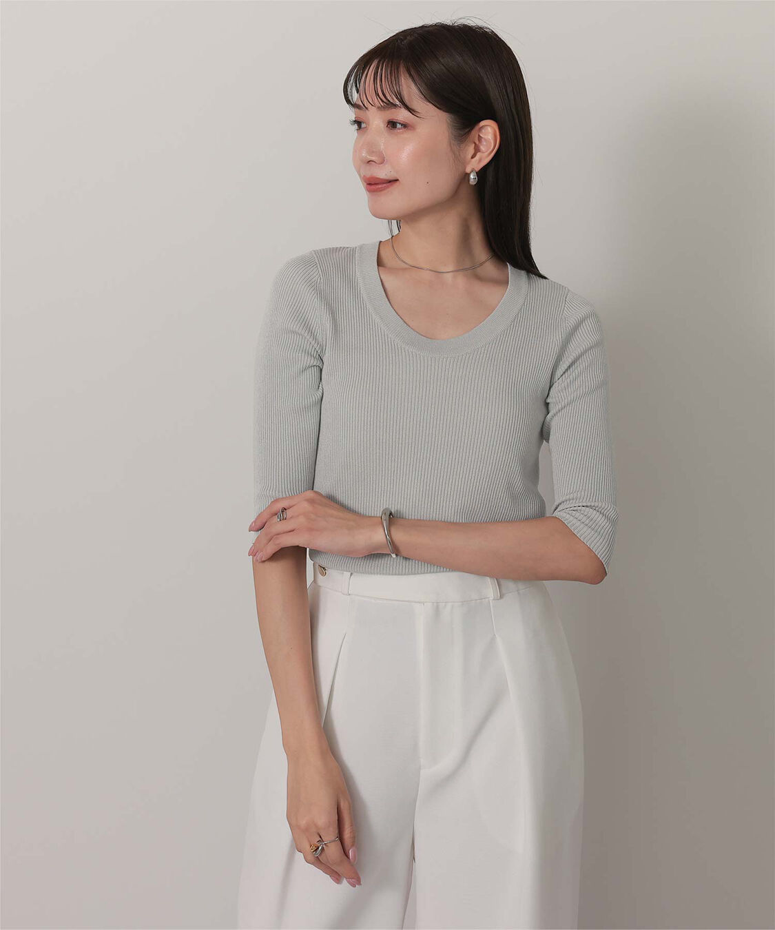 ur's「Uネックリブニット」|ニット・セーター|