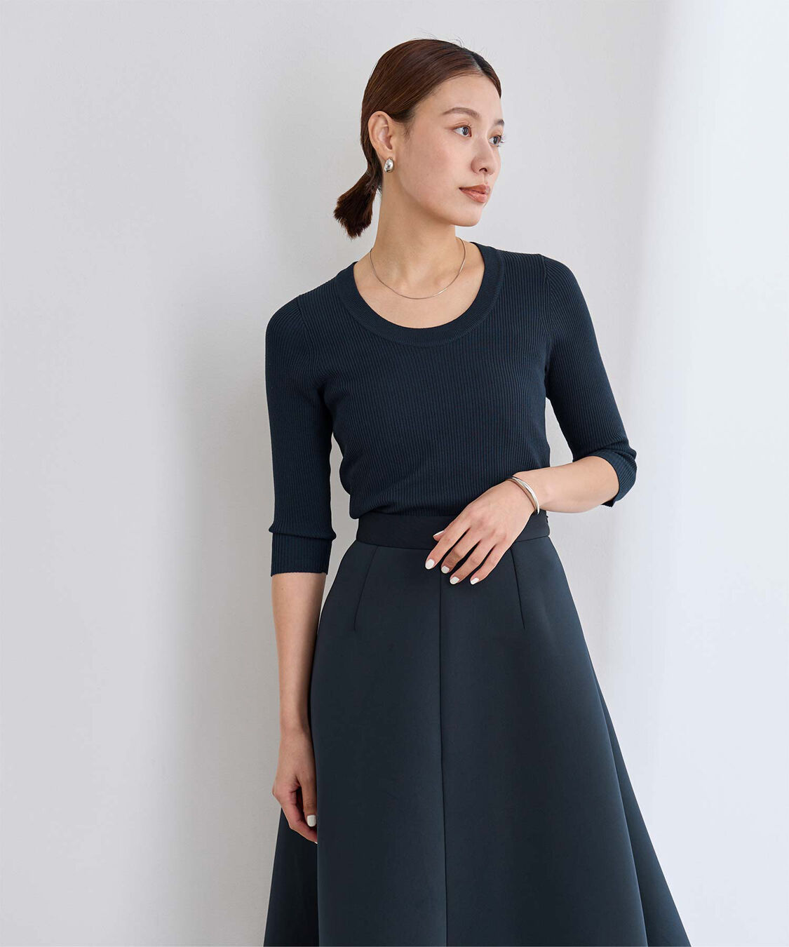 ur's「Uネックリブニット」|ニット・セーター|