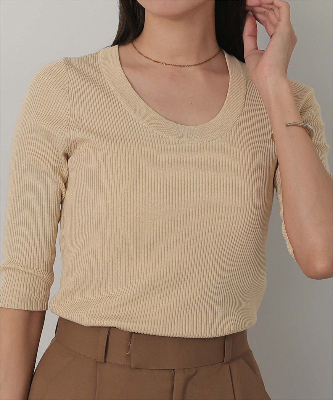 ur's「Uネックリブニット」|ニット・セーター|