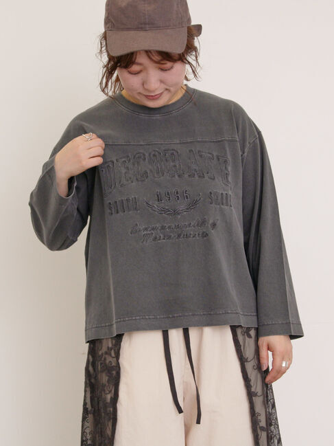 Samansa Mos2「ピグメント加工ロゴ刺繍ロングTシャツ」|Tシャツ・カットソー|