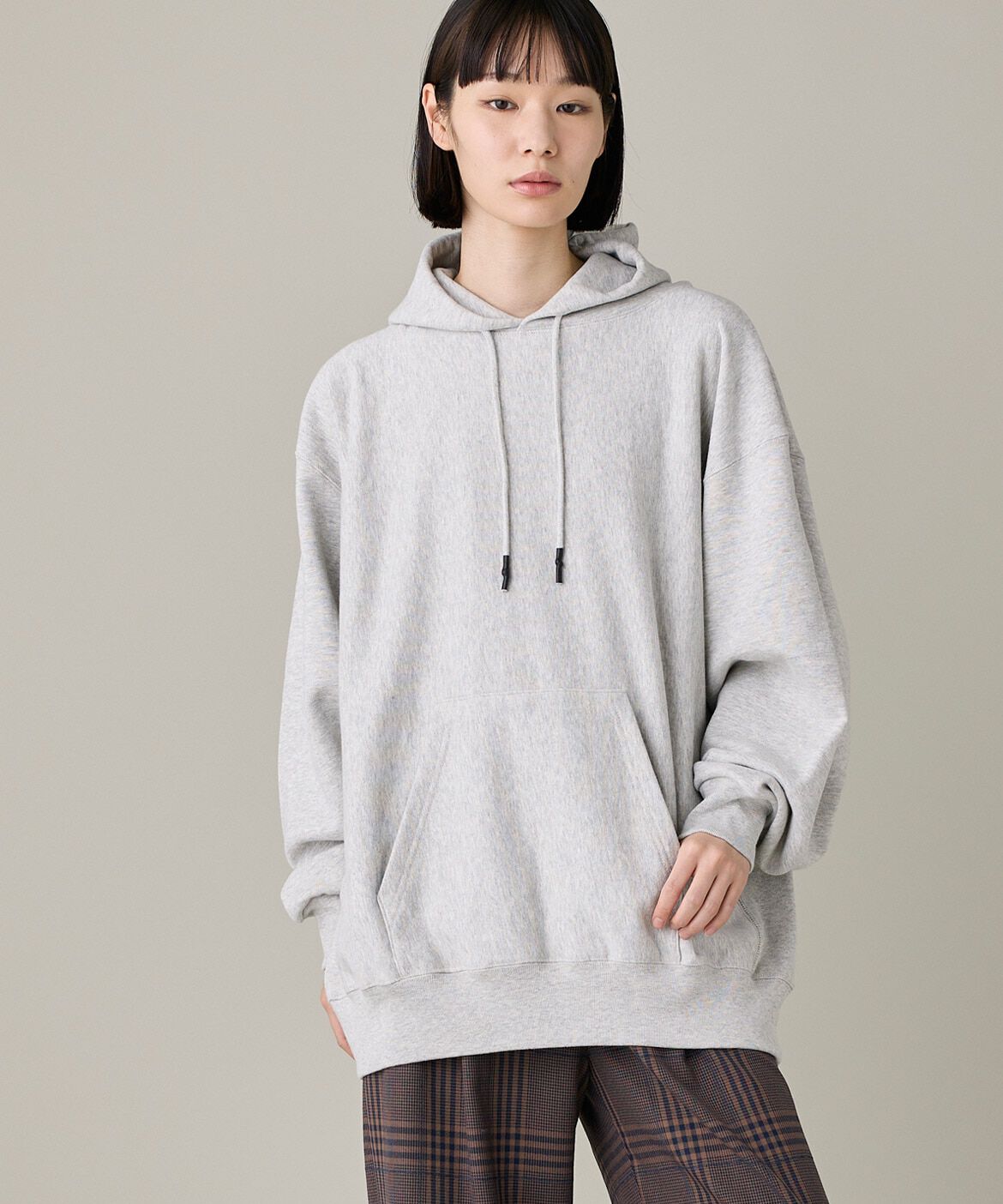I.T.'S international「《ユニセックス》オーバーサイズ裏毛プルオーバーパーカー」|パーカー|グレー1
