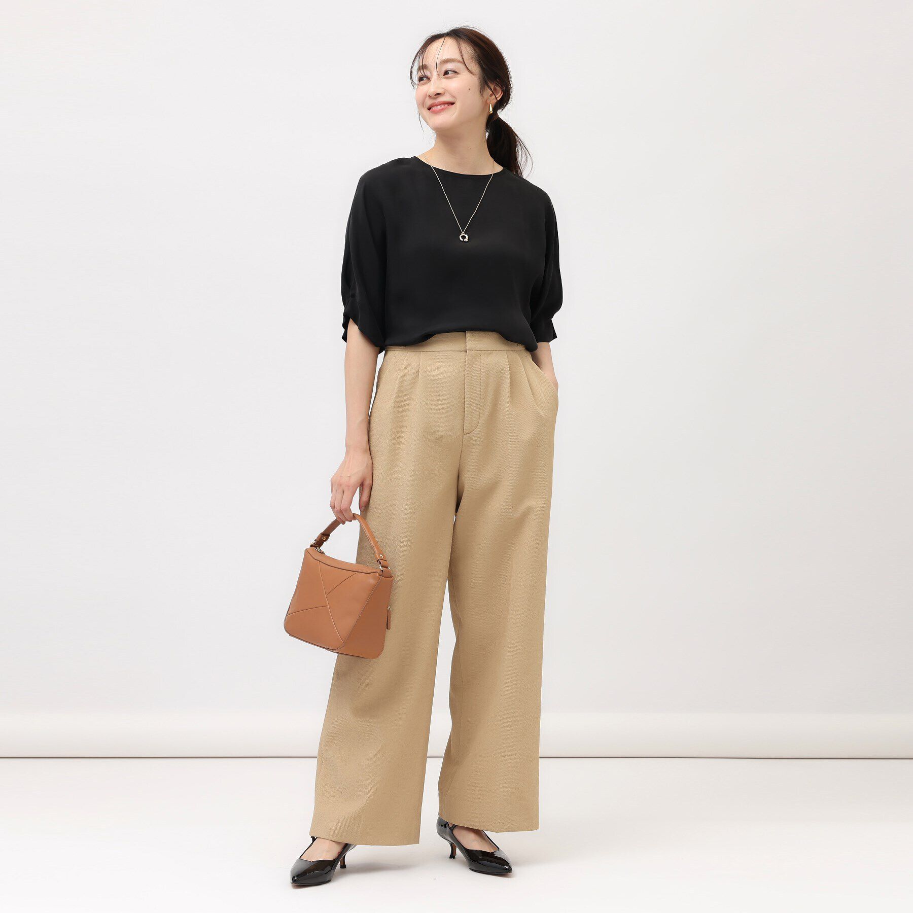 UNTITLED「【セットアップ可能/パウダータッチ】シルキーキュプラ 半袖ブラウス」|シャツ・ブラウス|