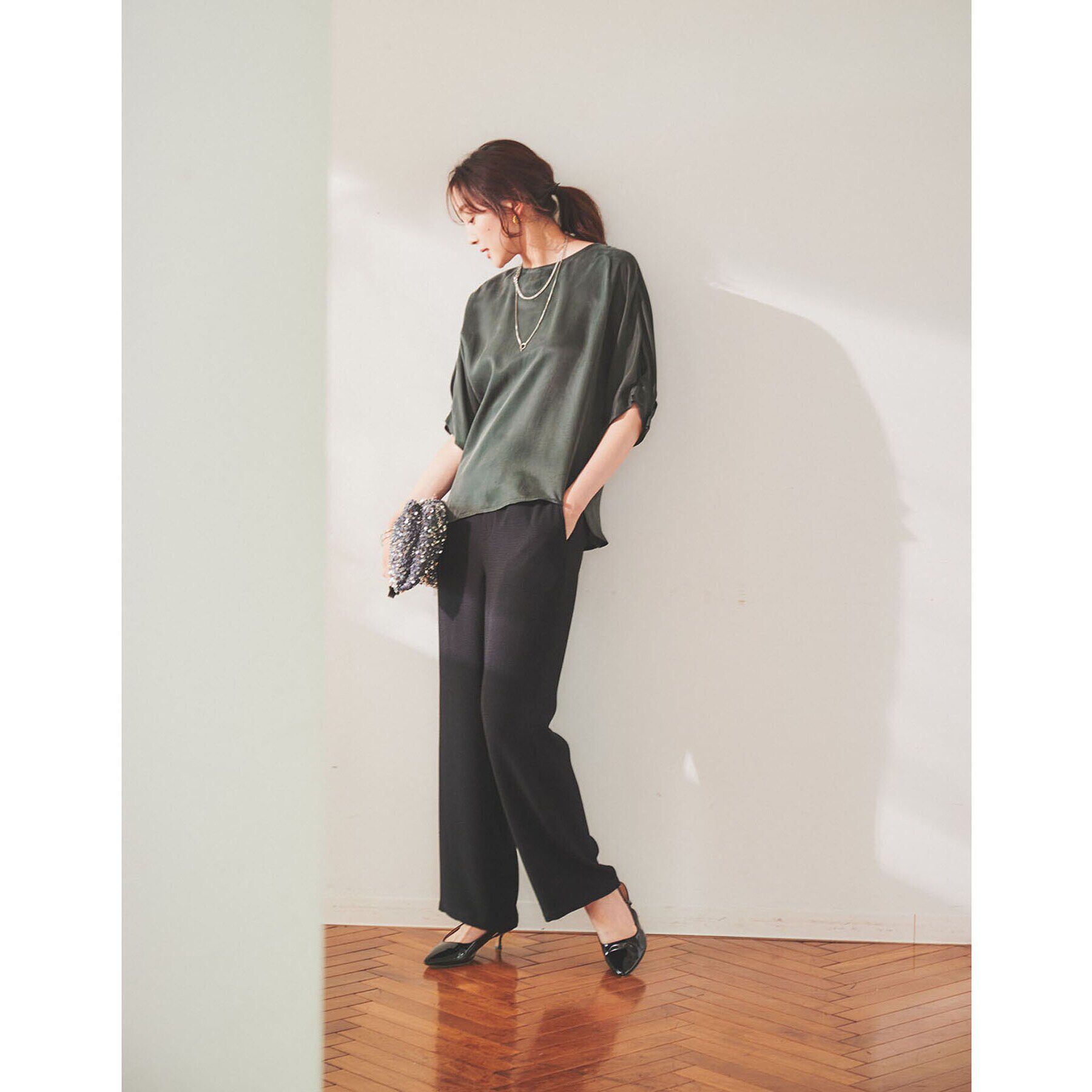 UNTITLED「【セットアップ可能/パウダータッチ】シルキーキュプラ 半袖ブラウス」|シャツ・ブラウス|