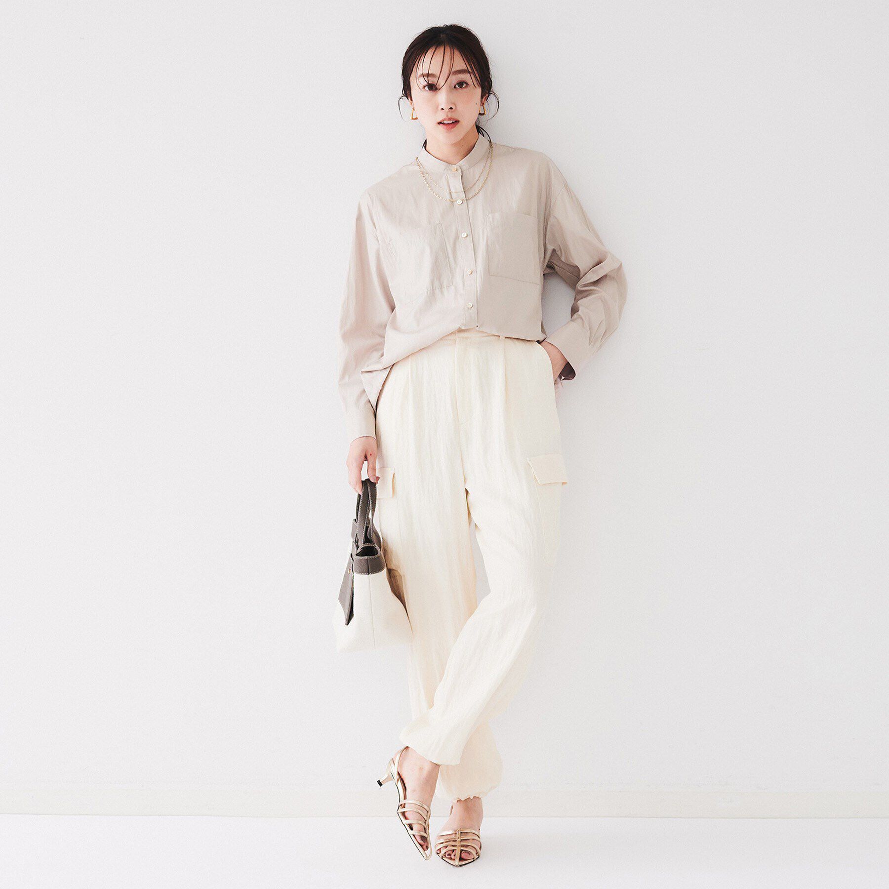 UNTITLED「【シーズンレス/薄手/羽織りにもオススメ】レザータッチ　シャツブルゾン」|シャツ・ブラウス|