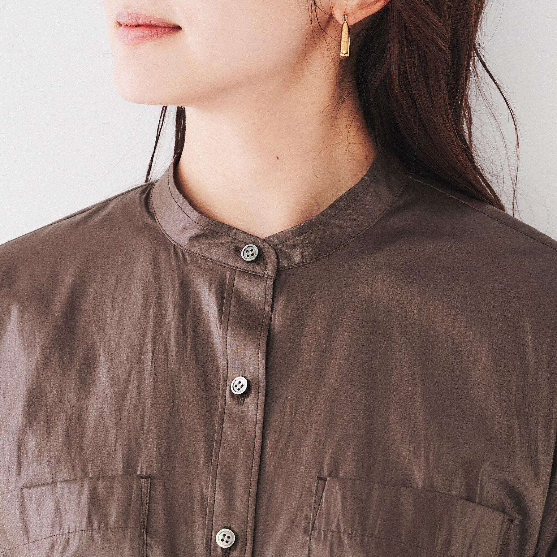 UNTITLED「【シーズンレス/薄手/羽織りにもオススメ】レザータッチ　シャツブルゾン」|シャツ・ブラウス|