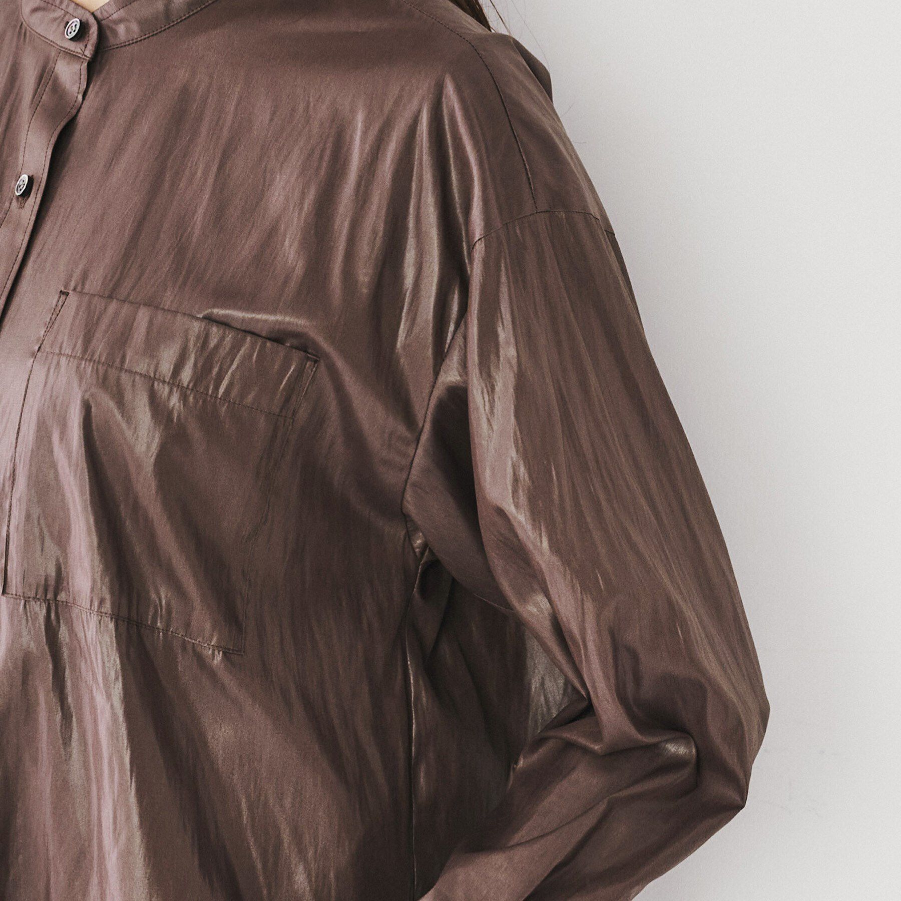 UNTITLED「【シーズンレス/薄手/羽織りにもオススメ】レザータッチ　シャツブルゾン」|シャツ・ブラウス|