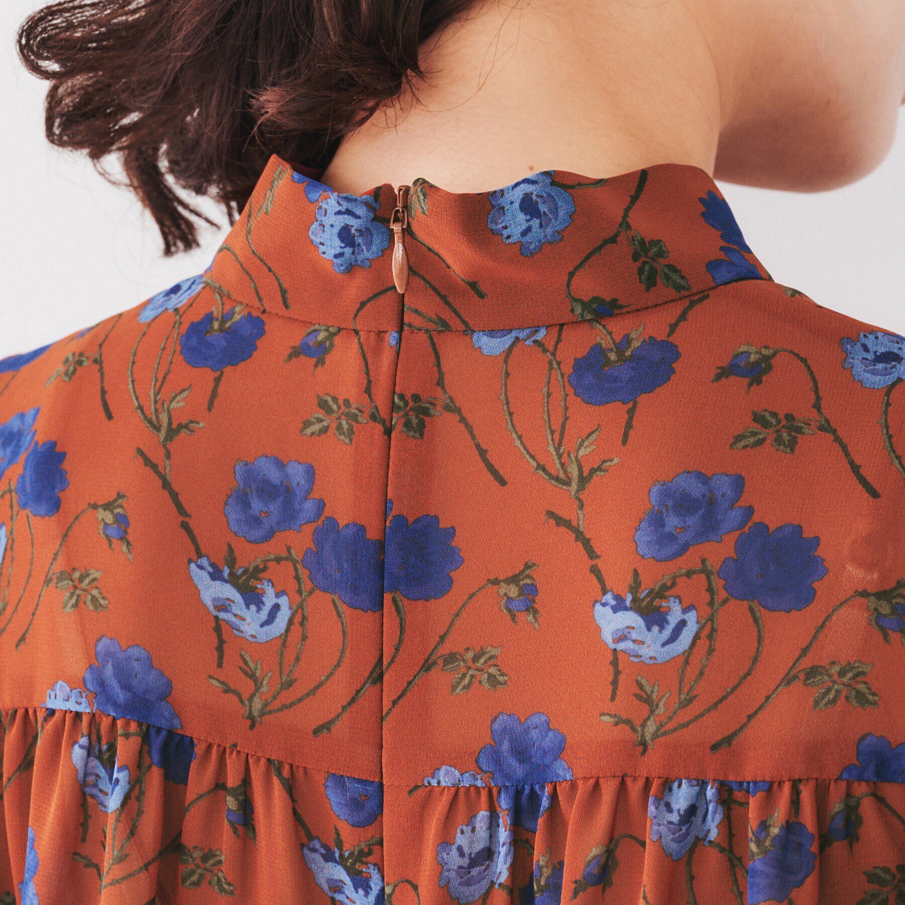 UNTITLED「【セットアップ可能/柄ブラウス】フラワーシフォンブラウス」|シャツ・ブラウス|