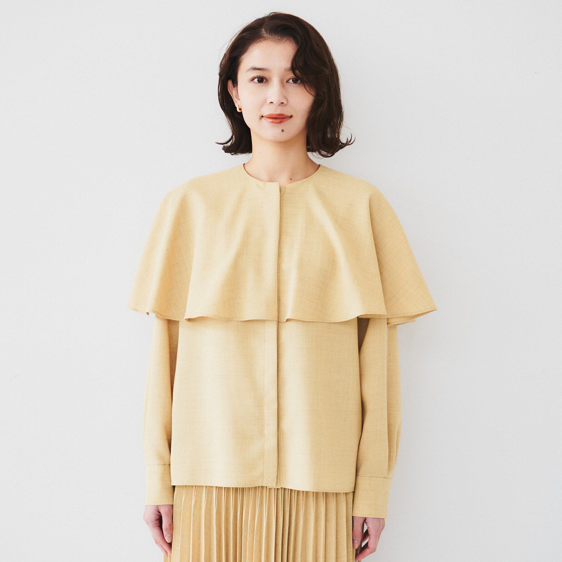 UNTITLED「【セットアップ可能】ケープカラーブラウス」|シャツ・ブラウス|