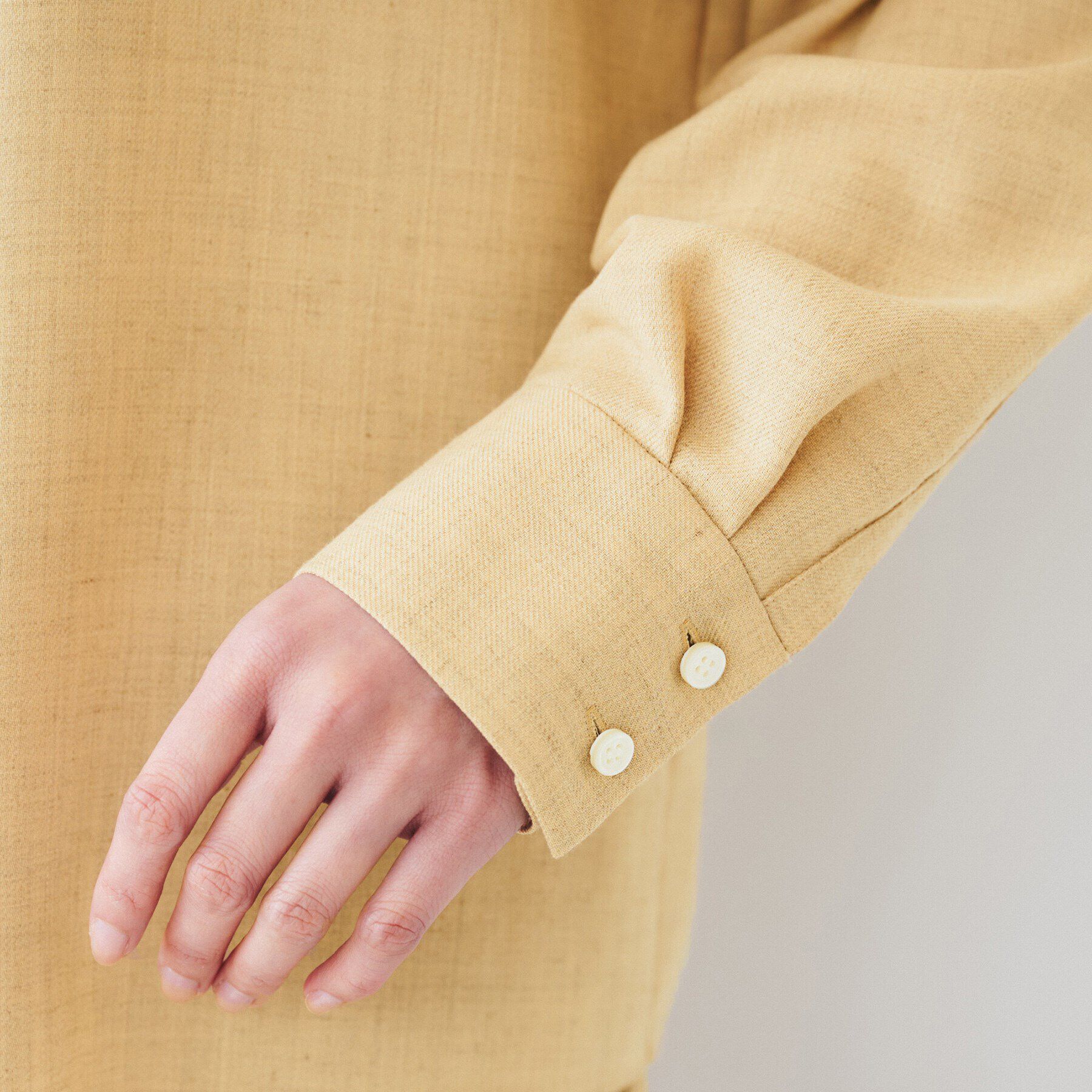 UNTITLED「【セットアップ可能】ケープカラーブラウス」|シャツ・ブラウス|