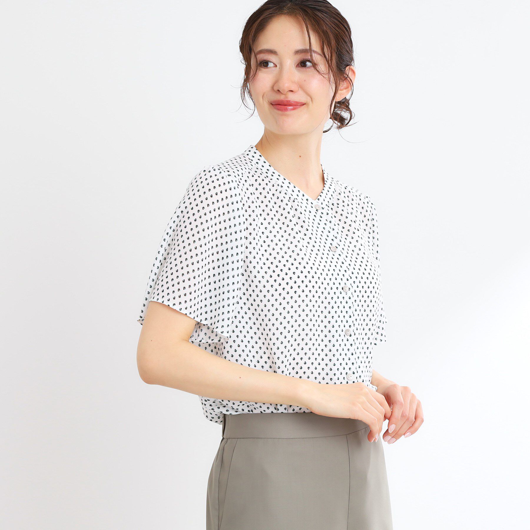 Reflect「【マシンウォッシュ可】五分袖コツキプリントブラウス」|シャツ・ブラウス|