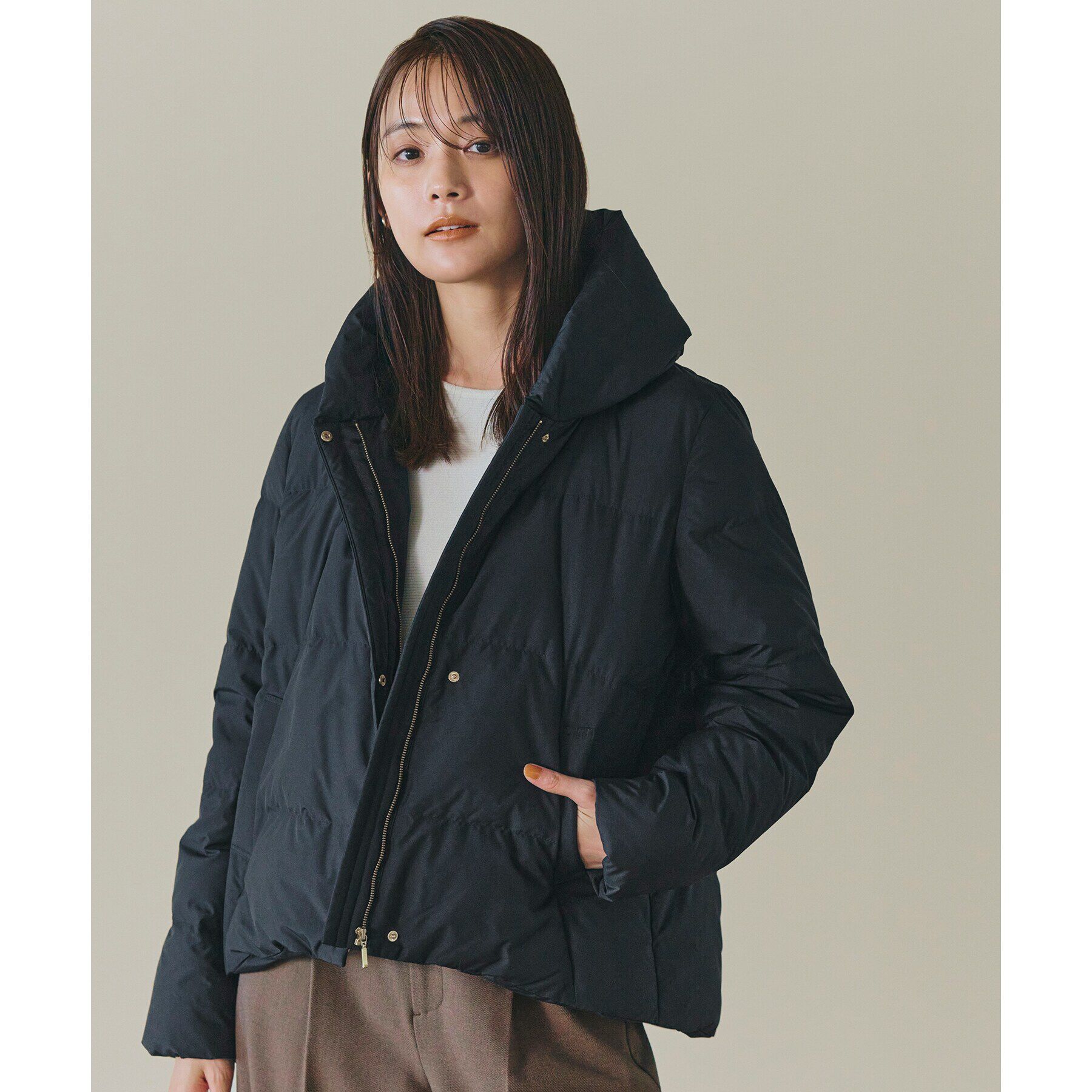 grove「【雑誌掲載】800FP多機能つつまれショートダウン」|ダウン|ブラック(019)